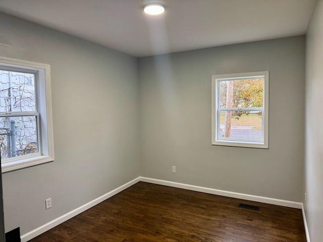 3820 Lowcroft Avenue, Lansing, MI 48910