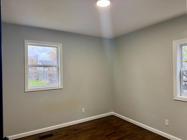 3820 Lowcroft Avenue, Lansing, MI 48910