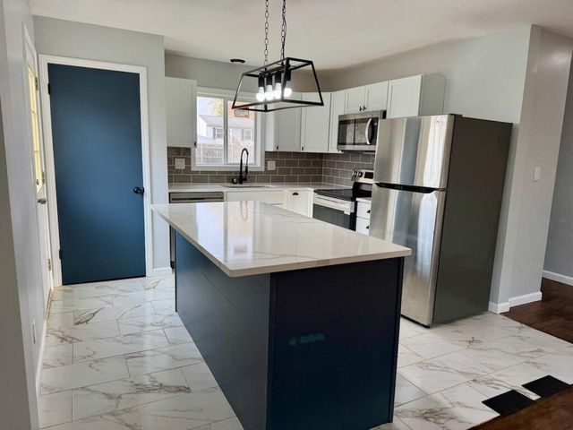 3820 Lowcroft Avenue, Lansing, MI 48910