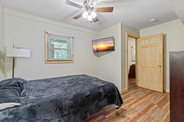 4527 E Scenic Drive, Gatlinburg, TN 37738