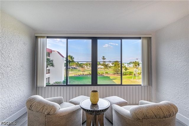 7402 Lake Breeze DR 308, Fort Myers, FL 33907