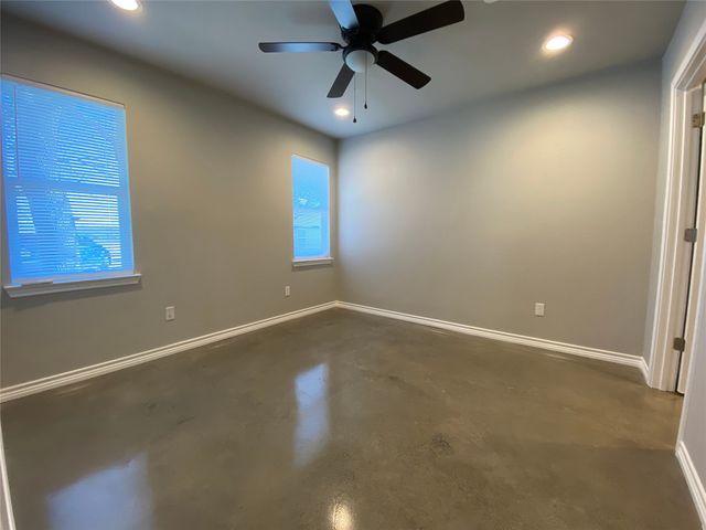 1549 Ranger Highway 101, Weatherford, TX 76086