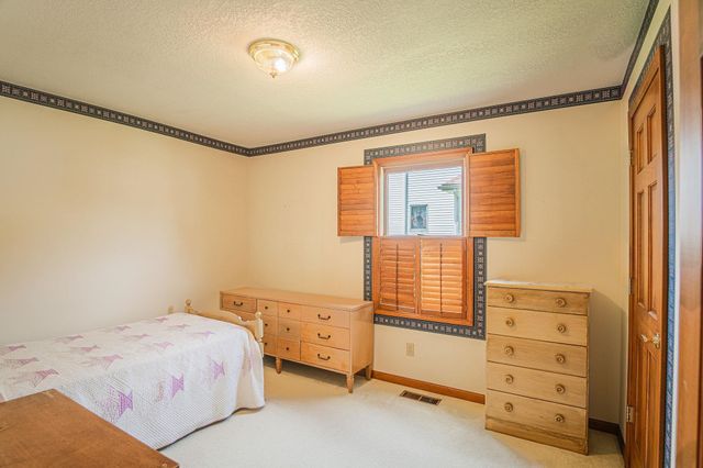 2811 Sanderling Drive, Fort Wayne, IN 46808