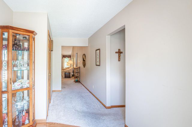 2811 Sanderling Drive, Fort Wayne, IN 46808