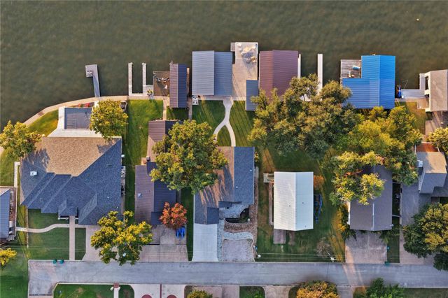 136 Web Isle DR, Granite Shoals, TX 78654