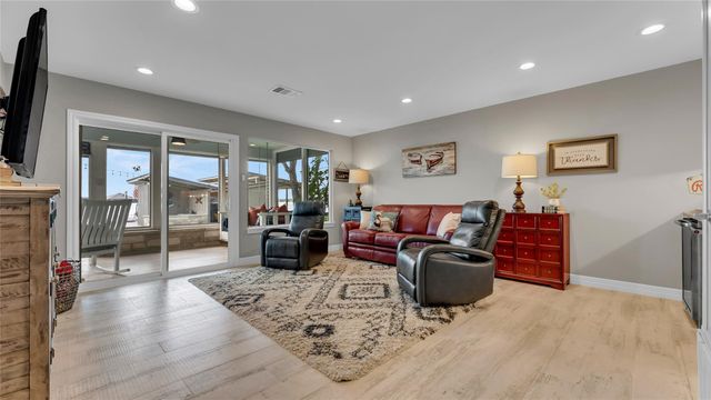 136 Web Isle DR, Granite Shoals, TX 78654