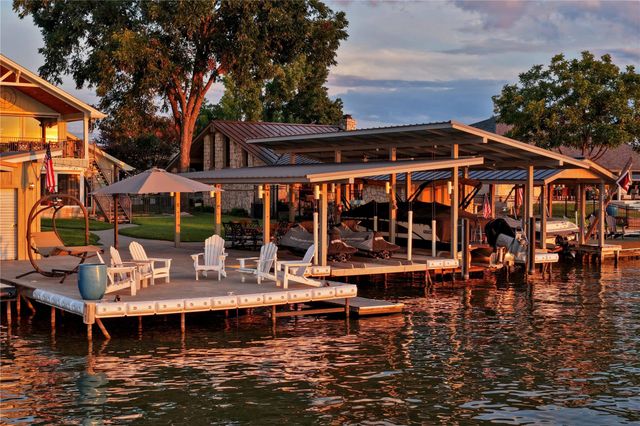 136 Web Isle DR, Granite Shoals, TX 78654