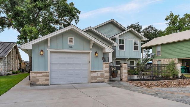 136 Web Isle DR, Granite Shoals, TX 78654