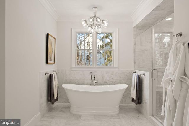 6613 31ST ST N, Arlington, VA 22213