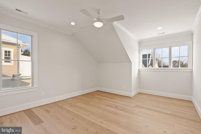 6613 31ST ST N, Arlington, VA 22213