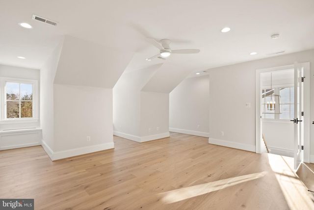 6613 31ST ST N, Arlington, VA 22213