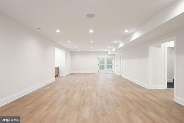 6613 31ST ST N, Arlington, VA 22213