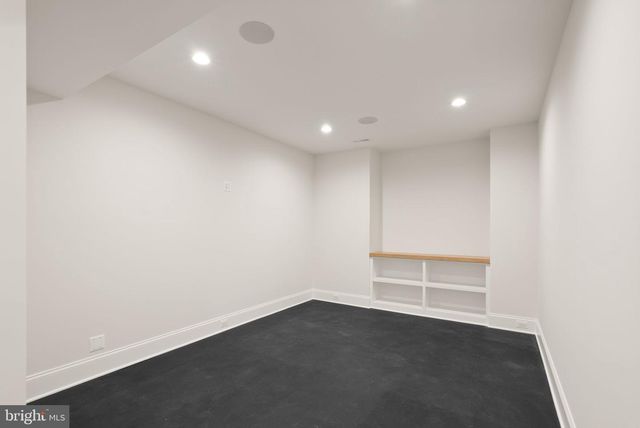 6613 31ST ST N, Arlington, VA 22213