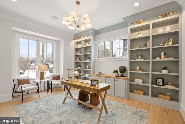 6613 31ST ST N, Arlington, VA 22213