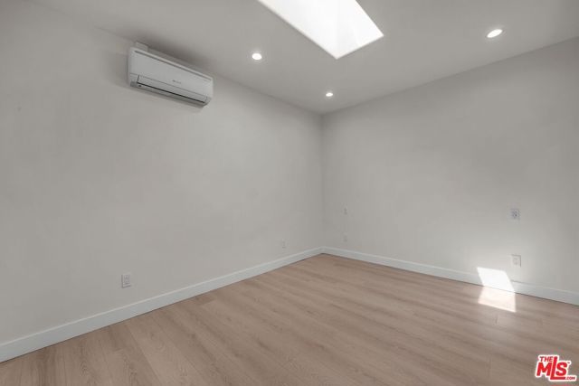 303 Culver Boulevard, Playa Del Rey (los Angeles), CA 90293