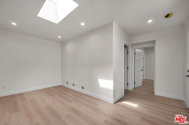 303 Culver Boulevard, Playa Del Rey (los Angeles), CA 90293