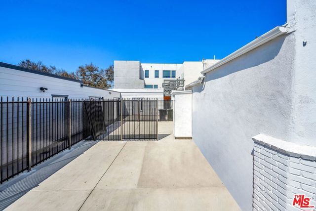 303 Culver Boulevard, Playa Del Rey (los Angeles), CA 90293