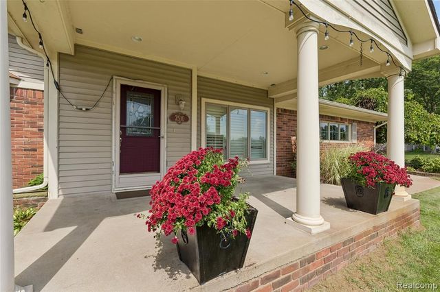 7510 Greene Haven Drive, Clarkston, MI 48348
