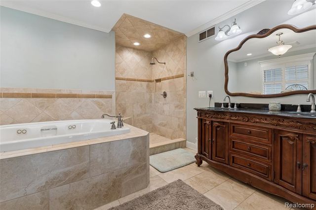 7510 Greene Haven Drive, Clarkston, MI 48348