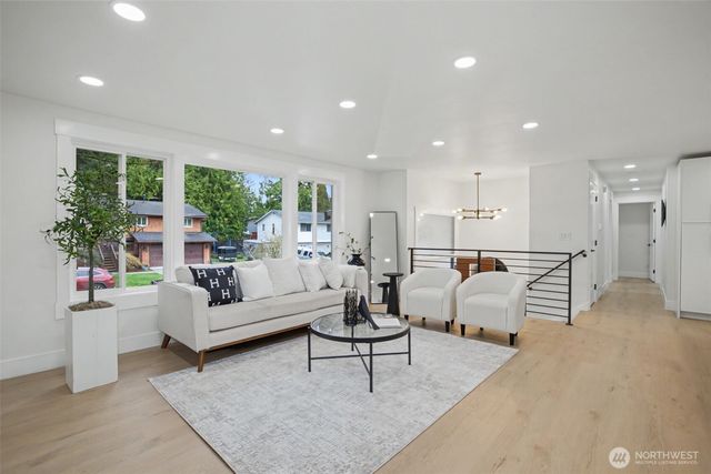 9603 NE 203 Street, Bothell, WA 98011