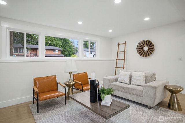 9603 NE 203 Street, Bothell, WA 98011