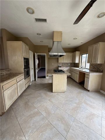 24250 Via Lenardo, Yorba Linda, CA 92887