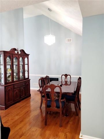 233 Cobblestone Lane, Mcdonough, GA 30252