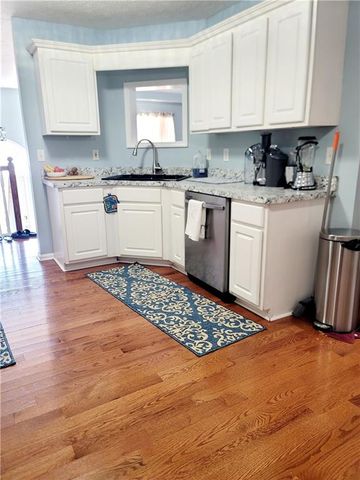 233 Cobblestone Lane, Mcdonough, GA 30252