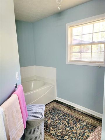 233 Cobblestone Lane, Mcdonough, GA 30252