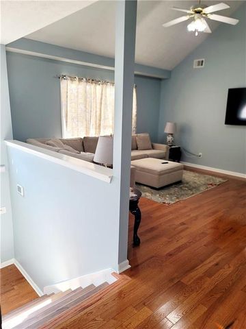 233 Cobblestone Lane, Mcdonough, GA 30252