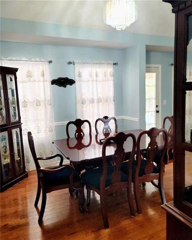 233 Cobblestone Lane, Mcdonough, GA 30252