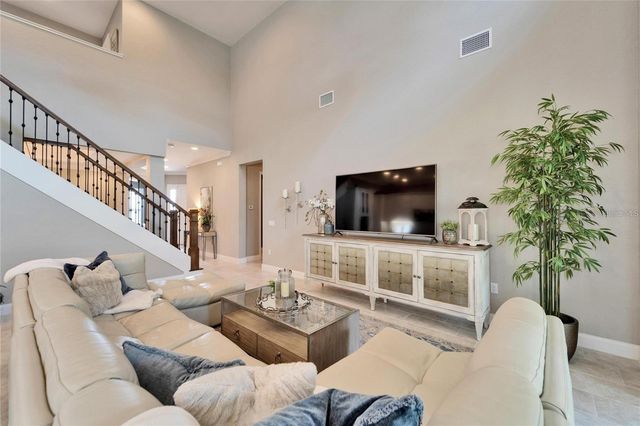 1711 LAUREL GLEN PLACE, Lakeland, FL 33803