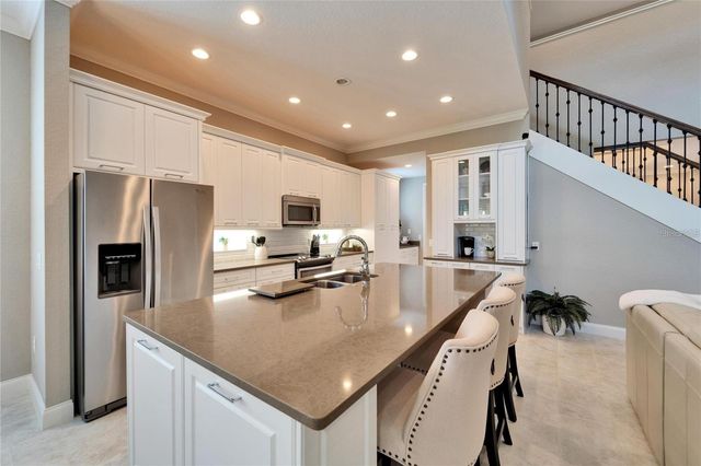 1711 LAUREL GLEN PLACE, Lakeland, FL 33803