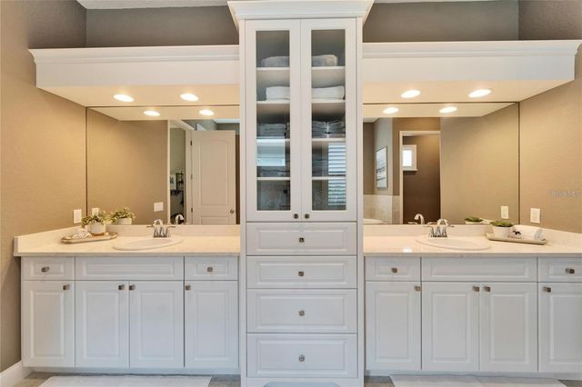 1711 LAUREL GLEN PLACE, Lakeland, FL 33803