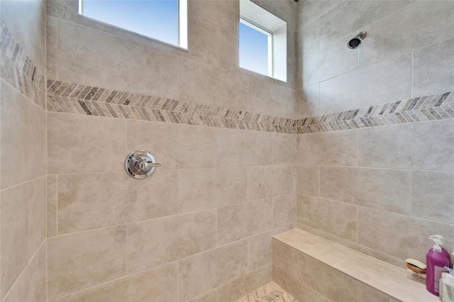 1711 LAUREL GLEN PLACE, Lakeland, FL 33803