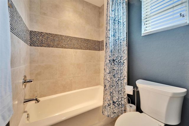 1711 LAUREL GLEN PLACE, Lakeland, FL 33803