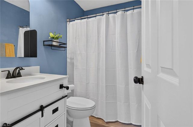 8824 Old Ocean View RD, Norfolk, VA 23503