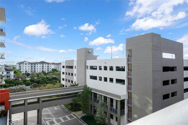 7751 NW 107th Ave 518, Doral, FL 33178