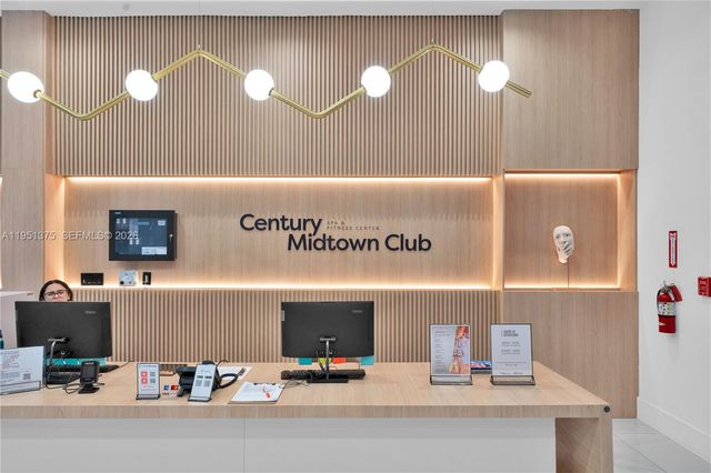 7751 NW 107th Ave 518, Doral, FL 33178