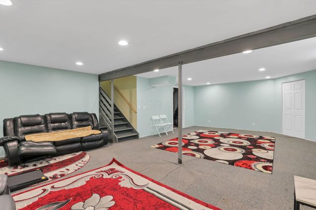7743 Solomen Run Drive, Blacklick, OH 43004