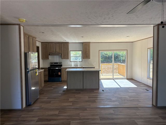 207 Elm Street, Seneca, SC 29678