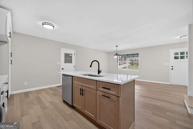 2273 Ivy Crest Drive, Buford, GA 30519