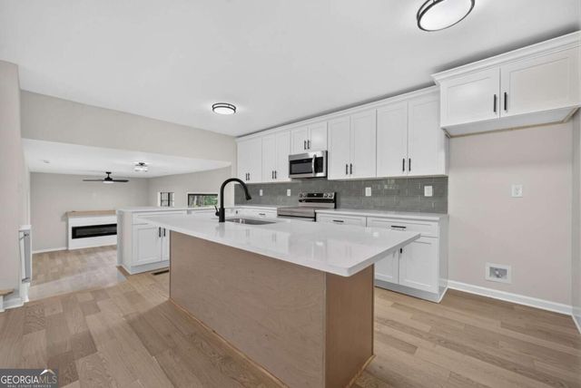 2273 Ivy Crest Drive, Buford, GA 30519