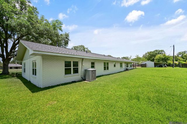8716 James St, Denham Springs, LA 70726