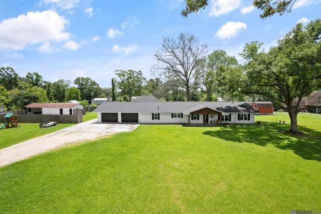 8716 James St, Denham Springs, LA 70726
