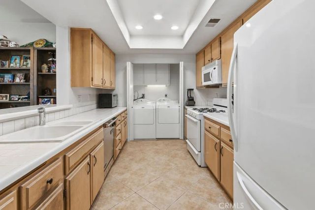 10361 Garden Grove Blvd 12, Garden Grove, CA 92843
