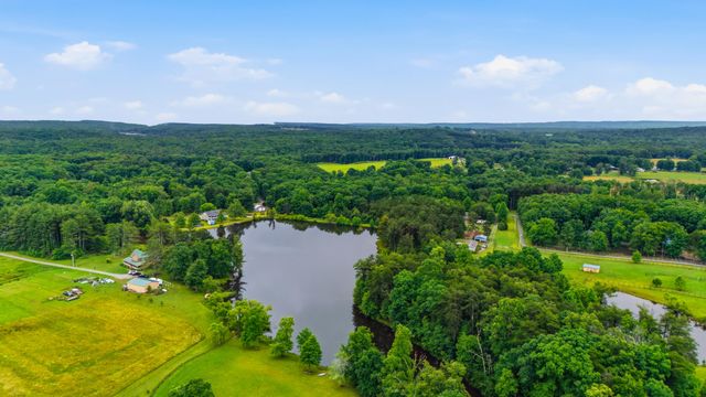 346 Palmer Rock Quarry Road, Graysville, TN 37338