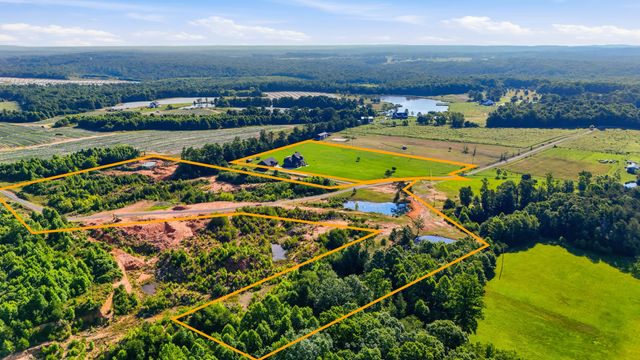 346 Palmer Rock Quarry Road, Graysville, TN 37338