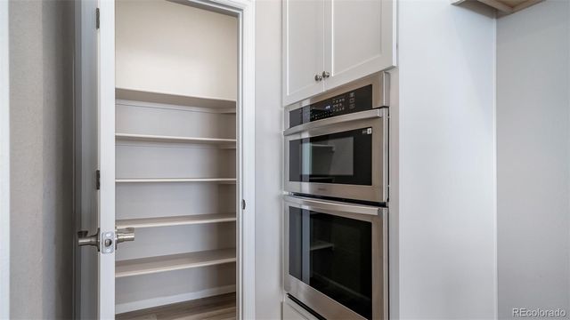 22113 E 49th Place, Aurora, CO 80019