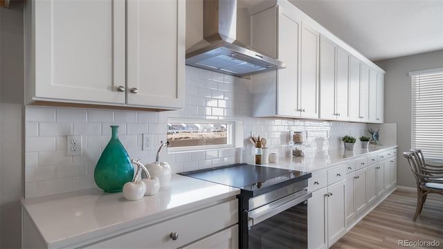 22113 E 49th Place, Aurora, CO 80019